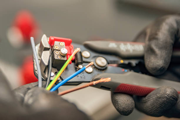 Best Circuit Breaker Repair  in Lyons, CO